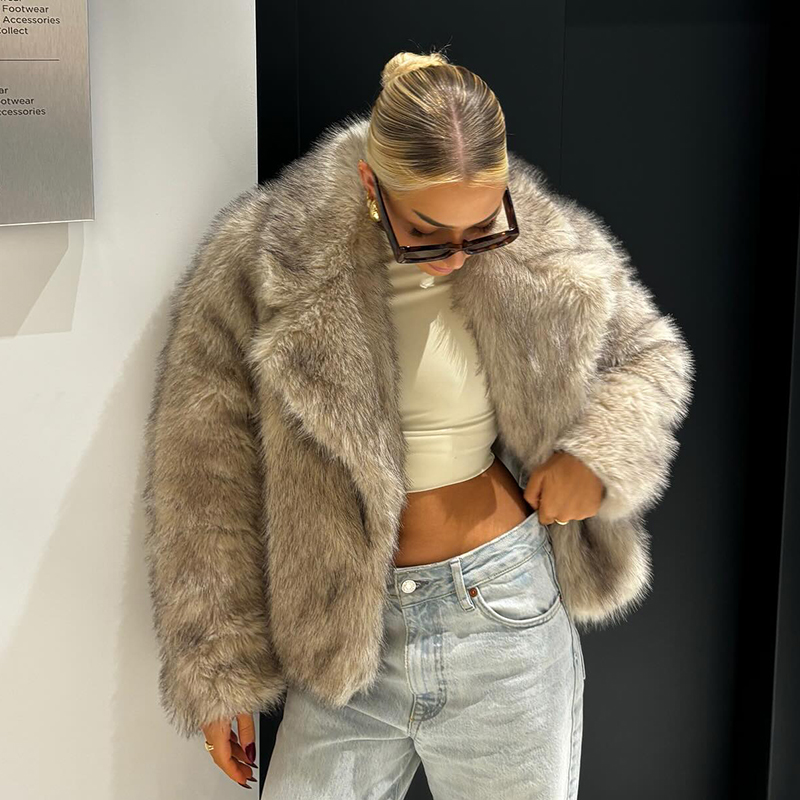 Streetwear Girl Brand - Şık Sokak Modası Degrade Suni Kürk